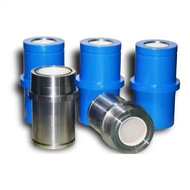 Liner in zirconio-ceramica